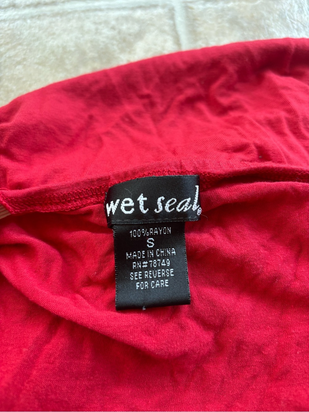 2000s Y2K Wet Seal Red Beaded Halter Tank Top - Picture 3 of 3